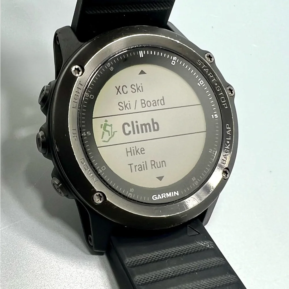 Garmin Fenix 3 HR Multisport Training GPS Watch